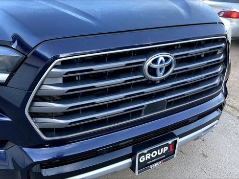 Used 2023 Toyota Sequoia Limited image 30