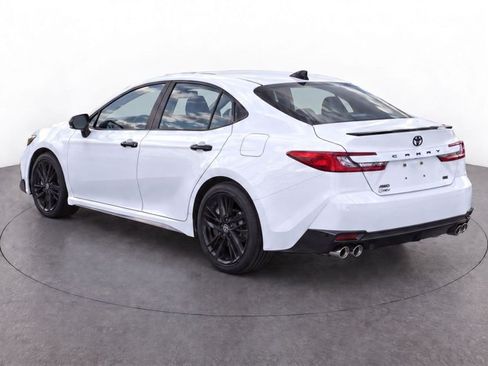 Used 2026 Toyota Camry Hybrid w/ Multimedia Upgrade Package AWD/4WD image 13