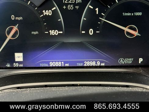 Used 2019 BMW M550i xDrive image 39