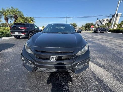Used 2021 Honda Civic Sport image 2