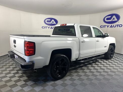 Used 2018 Chevrolet Silverado 1500 LT w/ Texas Edition image 3