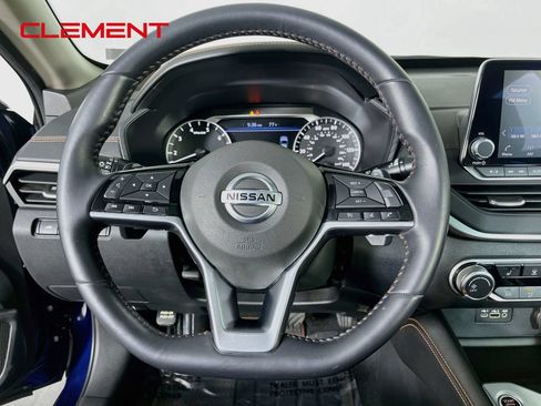 Used 2019 Nissan Altima 2.5 SR w/ SR Premium Package FWD image 13