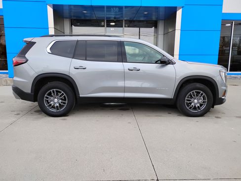 Used 2025 GMC Acadia Elevation image 33