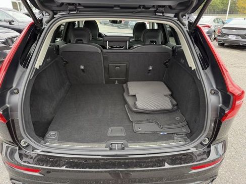 Used 2024 Volvo XC60 B5 Plus w/ Climate Package image 13
