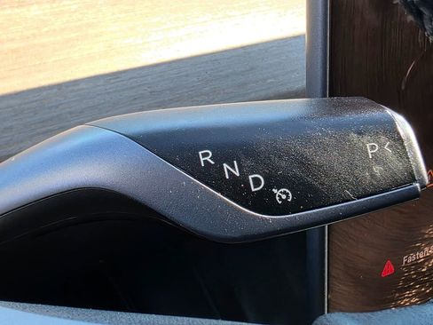 Used 2022 Tesla Model 3 image 41