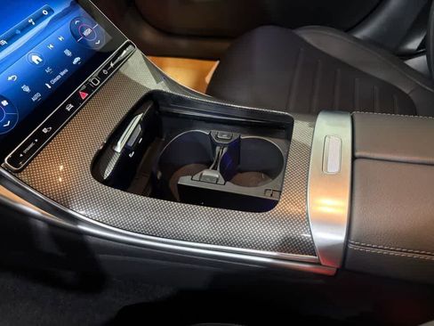 New 2026 Mercedes-Benz C 300 4MATIC Sedan image 13
