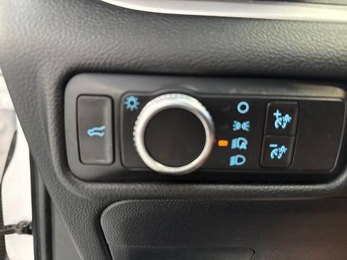 Used 2020 Ford Explorer XLT AWD/4WD image 20
