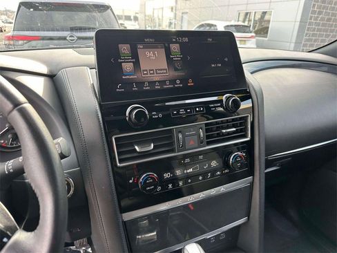 Certified 2023 Nissan Armada SL w/ Midnight Edition Package image 32