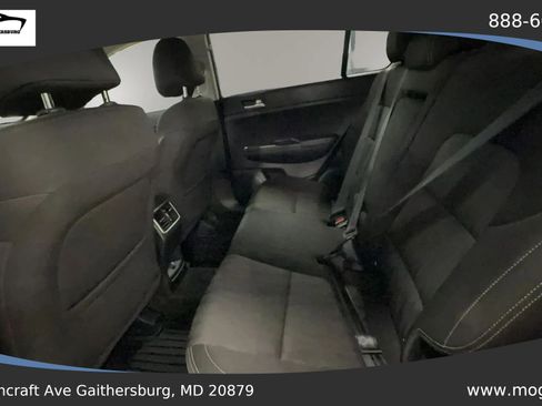 Used 2017 Kia Sportage LX AWD/4WD image 14