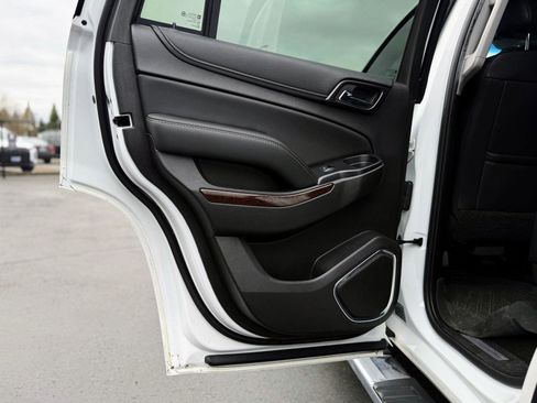 Used 2017 GMC Yukon SLT w/ Open Road Package image 14