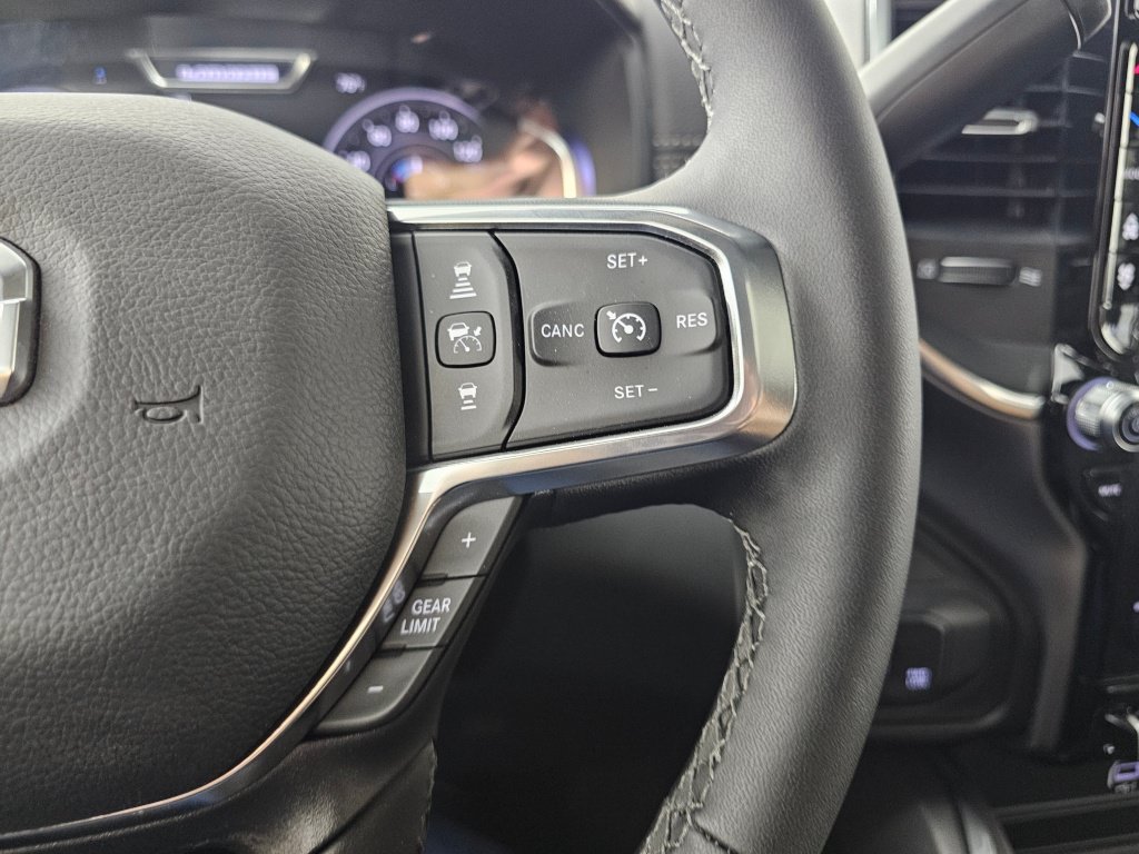 New 2026 RAM 2500 Laramie AWD/4WD image 27