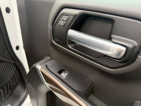 Used 2019 Chevrolet Silverado 1500 LT RWD image 20