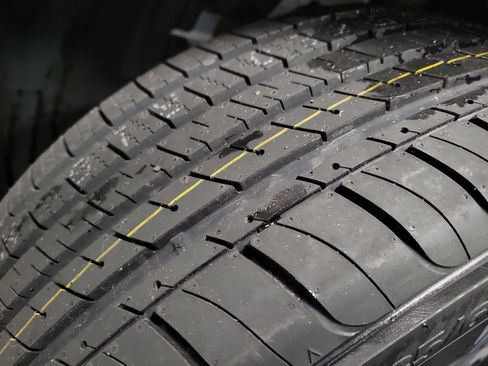 Used 2023 Nissan Rogue SV image 11