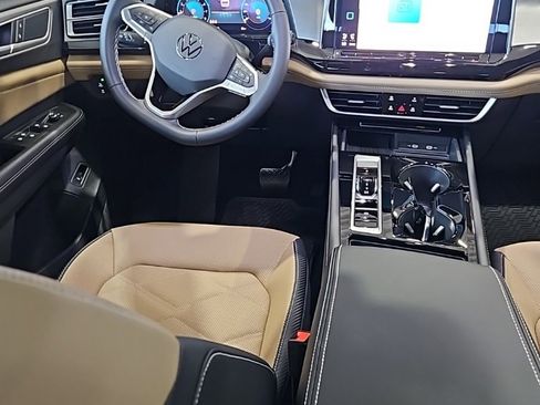 New 2026 Volkswagen Atlas Cross Sport SE image 25