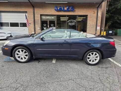 Used 2008 Chrysler Sebring Touring w/ Special Touring Group FWD image 3