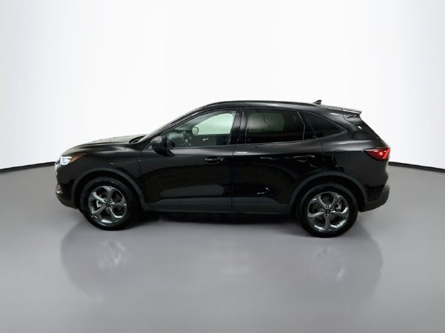 Used 2025 Ford Escape ST-Line AWD/4WD image 4