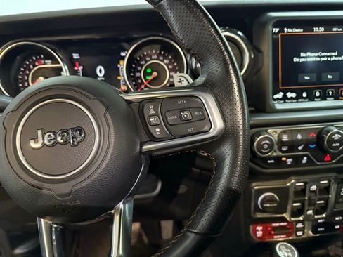 Used 2022 Jeep Wrangler Unlimited Rubicon w/ Trailer Tow Package image 30