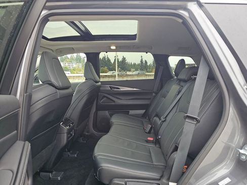 Certified 2024 INFINITI QX60 Luxe w/ Cargo Package image 19