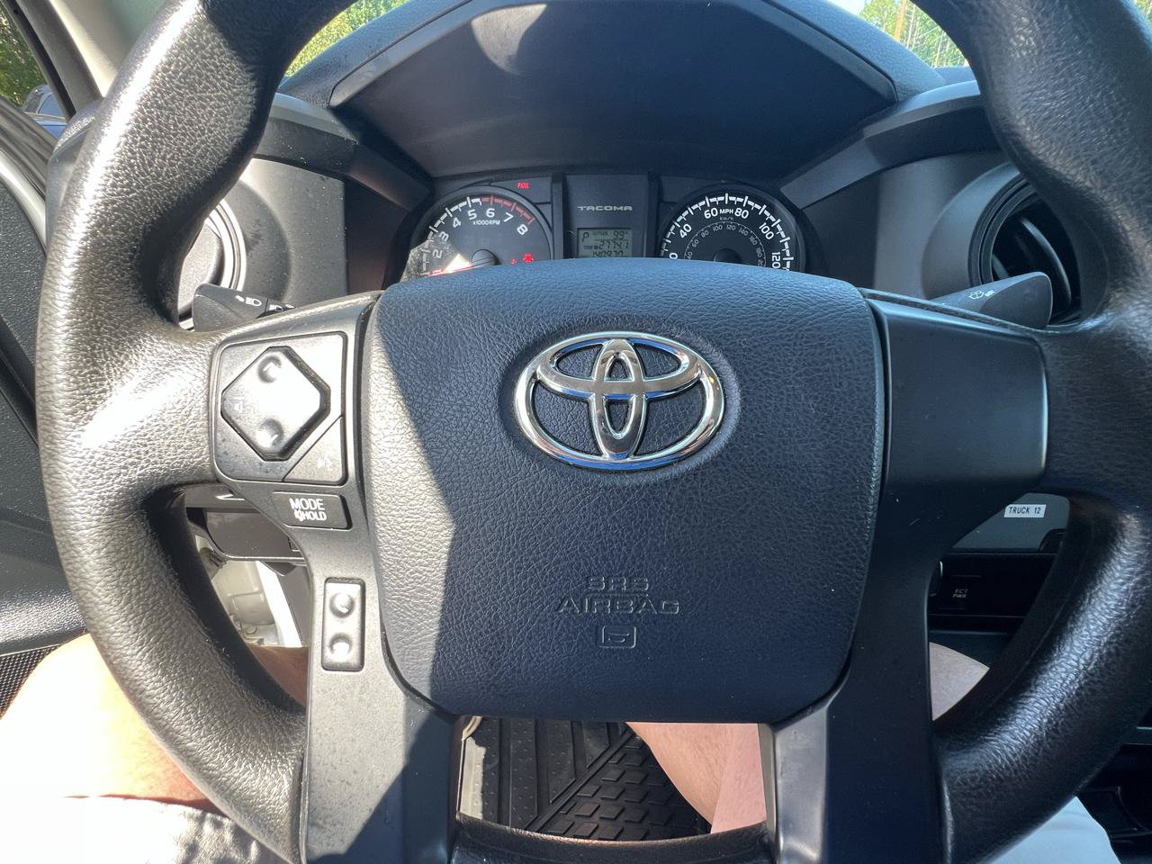 Used 2016 Toyota Tacoma SR RWD image 15