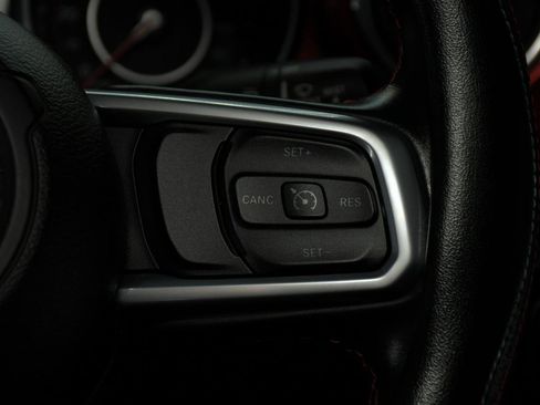 Used 2020 Jeep Gladiator Rubicon AWD/4WD image 27