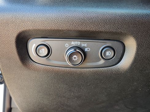 Used 2019 Chevrolet Traverse High Country AWD/4WD image 28