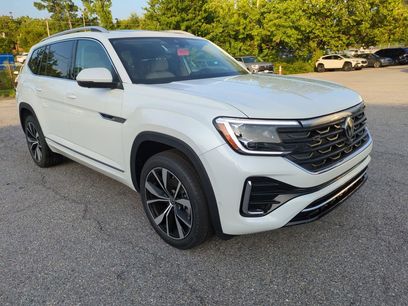 New 2025 Volkswagen Atlas SEL Premium R-Line