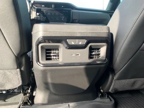 Used 2026 GMC Sierra 2500 AT4 w/ AT4 Premium Plus Package AWD/4WD image 21