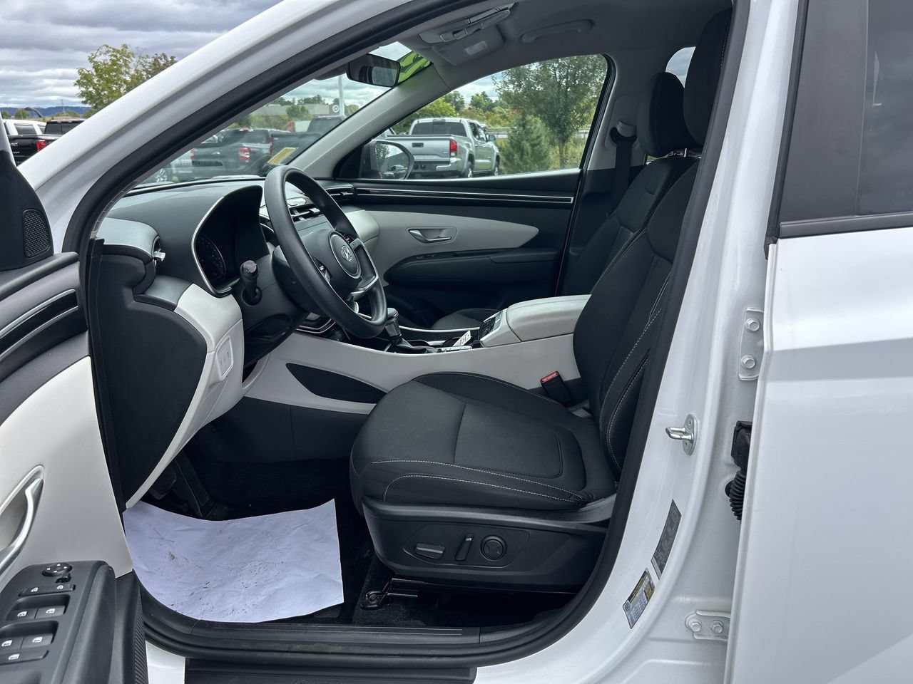 Used 2023 Hyundai Tucson SEL AWD/4WD image 24