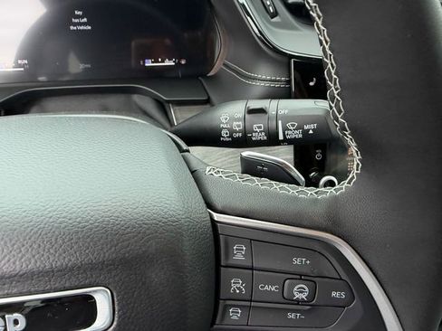 New 2026 Jeep Grand Cherokee Limited image 17