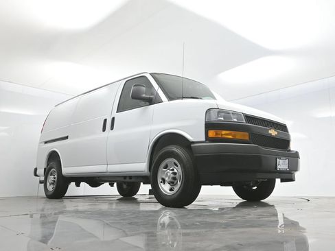 New 2026 Chevrolet Express 2500 w/ Driver Convenience Package RWD image 65