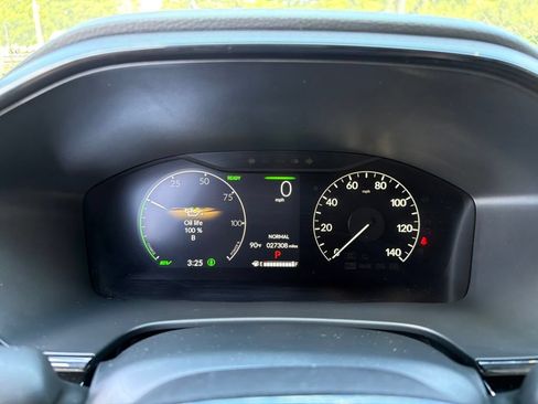 Certified 2025 Honda CR-V Sport Touring image 9