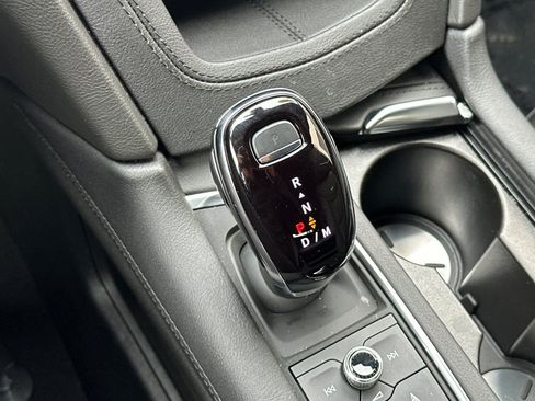 Used 2025 Cadillac XT5 Premium Luxury w/ Technology Package image 30