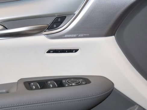 Certified 2023 Cadillac XT5 Premium Luxury AWD/4WD image 29
