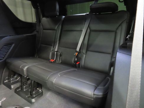 Used 2021 GMC Yukon Denali w/ Denali Premium Package image 13