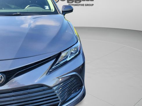 Used 2024 Toyota Camry LE FWD image 8