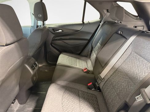 Used 2022 Chevrolet Equinox LT image 24