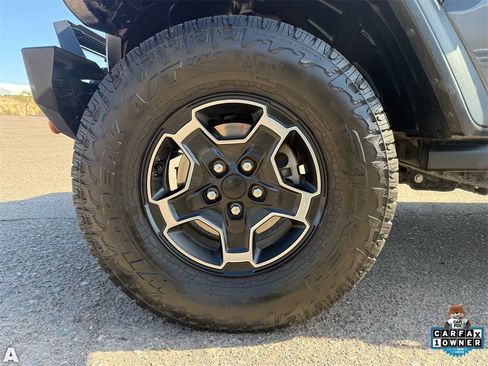 Certified 2022 Jeep Gladiator Mojave w/ LED Lighting Group image 10