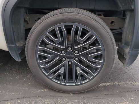 Used 2022 GMC Sierra 1500 Denali Ultimate image 25