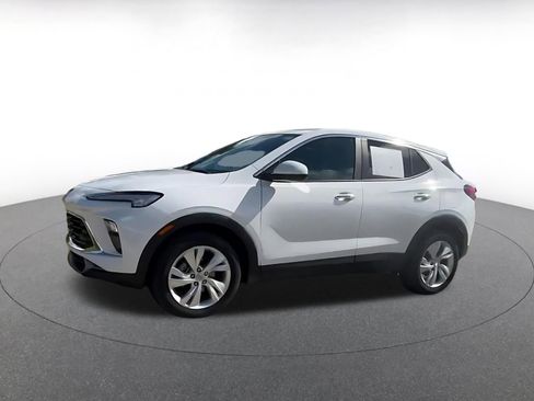 Used 2025 Buick Encore GX Preferred FWD image 8