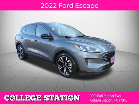 Used 2022 Ford Escape SE w/ SE Sport Appearance Package FWD image 1
