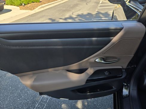 Used 2022 Lexus ES 350 w/ Premium Package FWD image 31