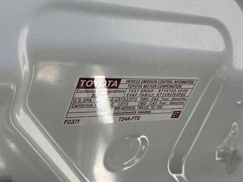 Used 2024 Toyota Tacoma SR RWD image 21