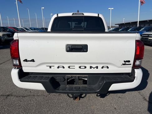 Used 2023 Toyota Tacoma SR5 w/ Technology Package image 6