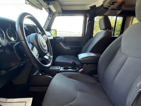 Used 2018 Jeep Wrangler Unlimited Sport S AWD/4WD image 20