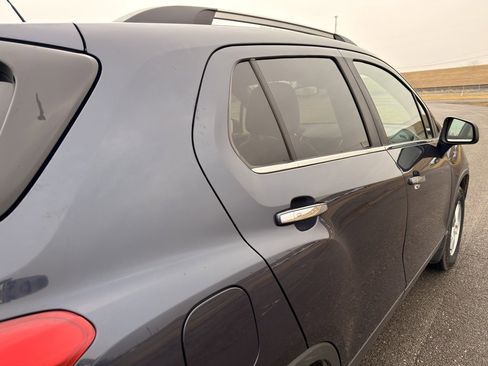 Used 2018 Chevrolet Trax LT w/ Driver Confidence Package image 5