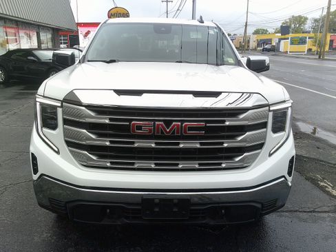 Used 2023 GMC Sierra 1500 SLE AWD/4WD image 10