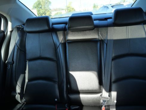 Used 2018 MAZDA MAZDA3 Grand Touring w/ Premium Equipment Package image 13