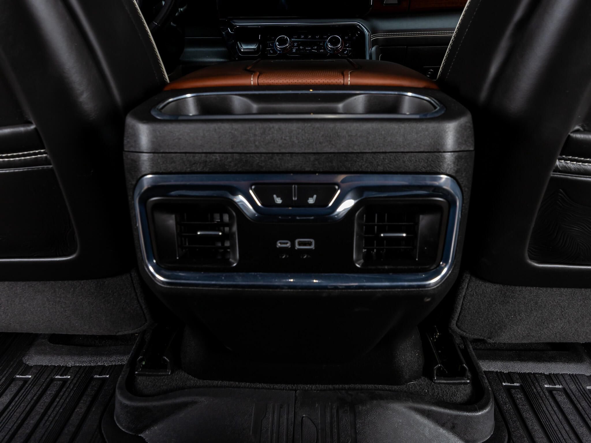 Used 2025 GMC Sierra 2500 Denali Ultimate AWD/4WD image 31
