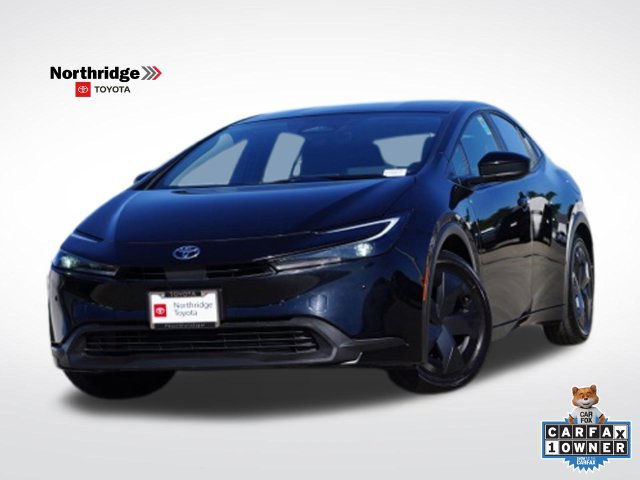 Used 2025 Toyota Prius LE FWD image 1