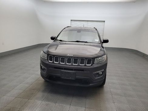 Used 2017 Jeep Compass Latitude w/ Popular Equipment Group AWD/4WD image 15